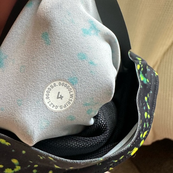 Lululemon base pace high rise running tight - Picture 2 of 3